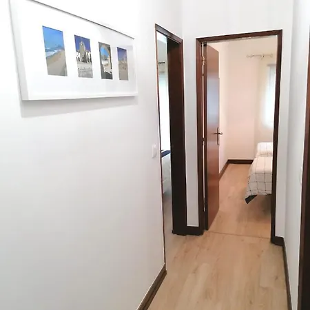Trajadinha B In